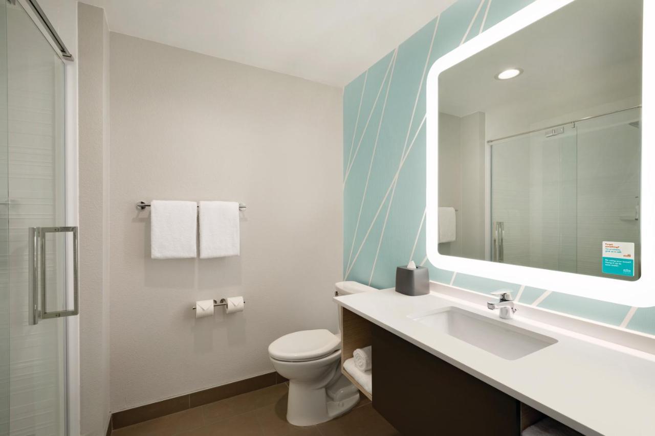 Avid Hotels Hattiesburg West By Ihg Екстериор снимка